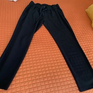 Lululemon Casual Cropped Pants-Women